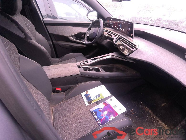 Peugeot 5008 Allure Hybrid 136 (e-DCS6) #3