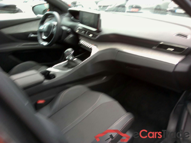 Peugeot 3008 GT PureTech 130ch S&S BVM6 #3