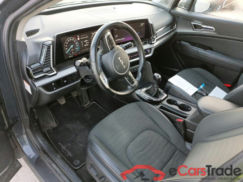 KIA Sportage / 2022 / 5P / todoterreno 1.6 T-GDi 112kW (150CV) MHEV Tech 4X2 #3