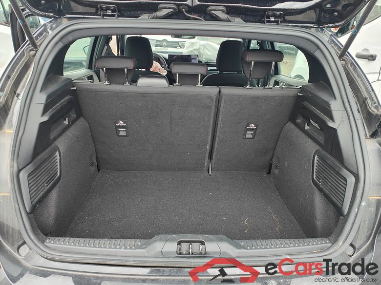 Ford Focus 1.5 EcoBlue 88kW ST-Line 5d !! Damaged car !! #6