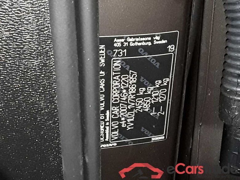 Volvo XC60 (03.2017->) DE - SUV5 B5 (Benzin) AWD EU6d, Ultimate Dark Mild-Hybrid (EURO 6d), (Facelift) #5