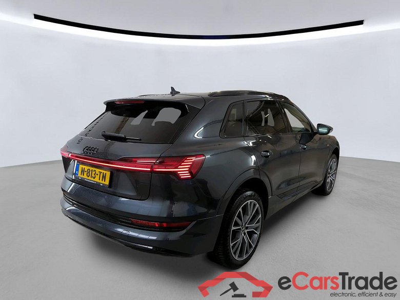 AUDI e-tron 300 kW #6