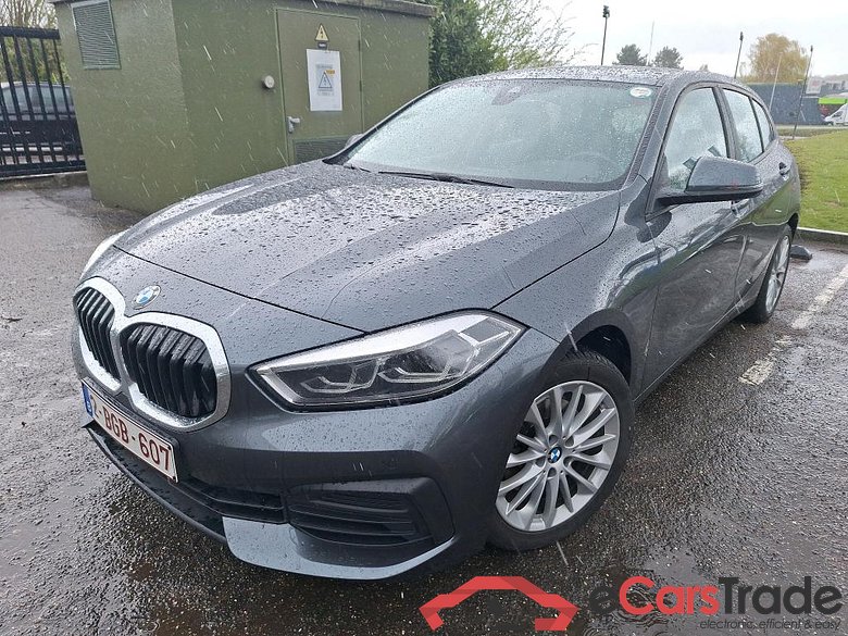 BMW - BMW 1 HATCH 118dA 150PK Business Edition Advantage Pack Business & PDC Front & Rear