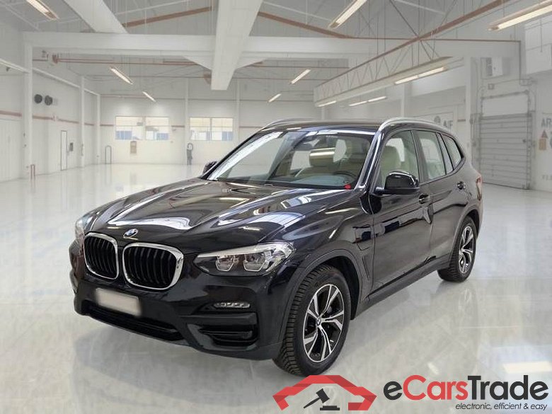 BMW X3 / 2017 / 5P / SUV XDRIVE 30E BUSINESS ADVANTAGE