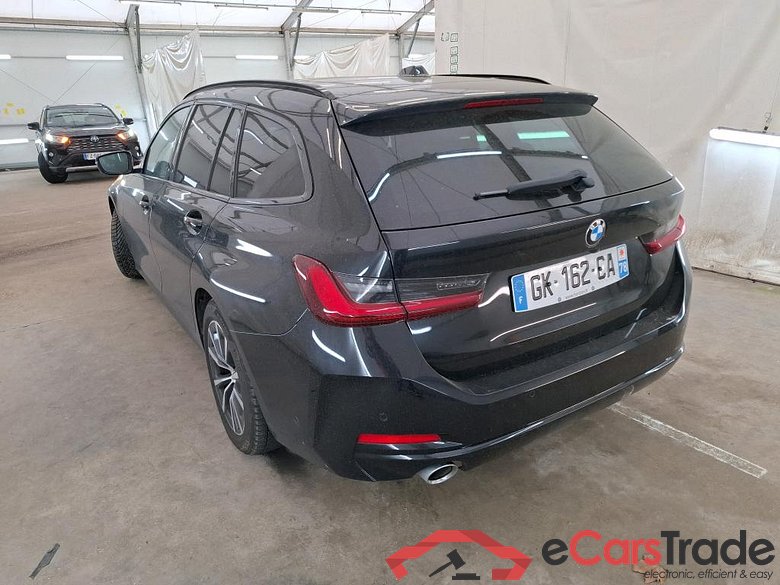 BMW Série 3 Touring / 2022 / 5P / Break 318d 150ch Business Design BVA8 #2