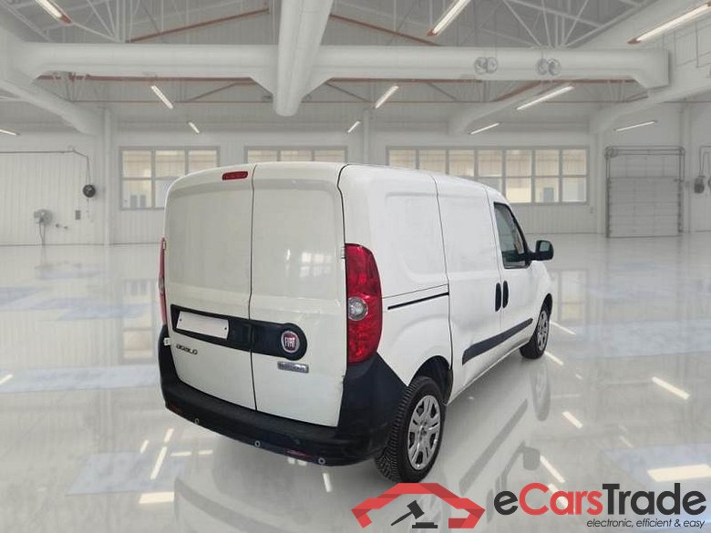 FIAT DOBLÒ CARGO / 2014 / 4P / VETT. FURGONATA CH1 LOUNGE 1.3 MJET 95CV E6D SeS #2