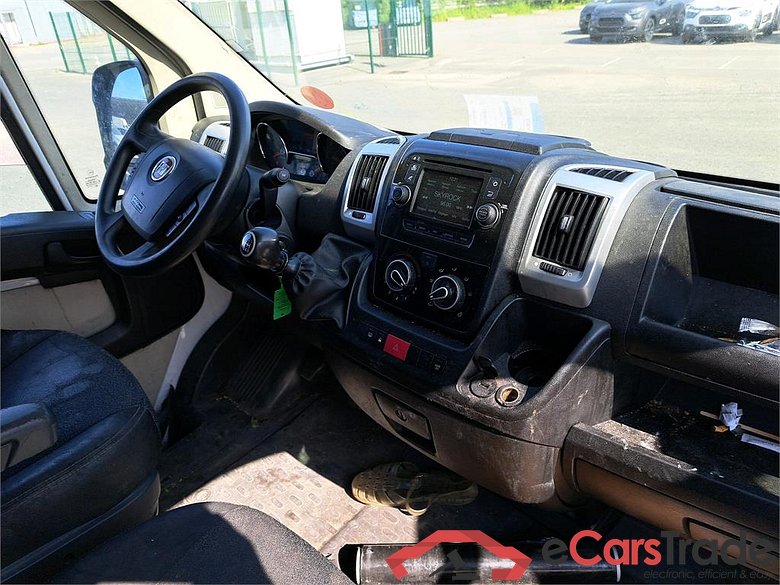 FIAT Ducato VU 4p Fourgon 3.0 M H2 2.3 Multijet 130 Pack Pro Nav #5