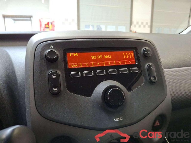 PEUGEOT 108 1.0 e-VTi Active #5