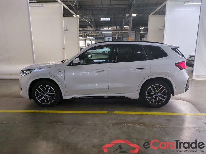 BMW X1 / 2022 / 5P / SUV xDrive25e M Sport DKG7 #2