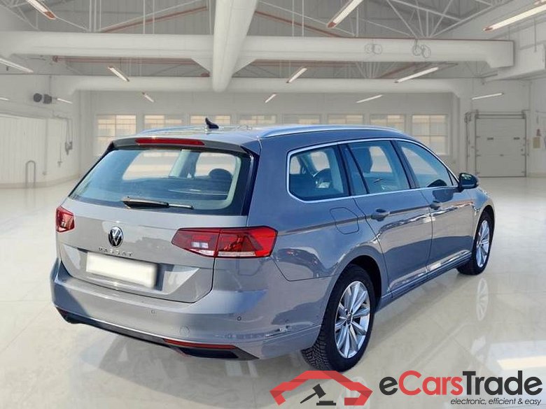 VOLKSWAGEN PASSAT / 2019 / 5P / STATION WAGON VAR. 2.0TDI SCR EVO 110KW BUSINESS DSG #2