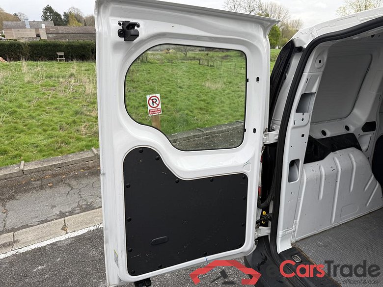 VOLKSWAGEN Caddy Van Caddy Cargo 2,0 l TDI EU6 75 kW  6V Empattement Court #5