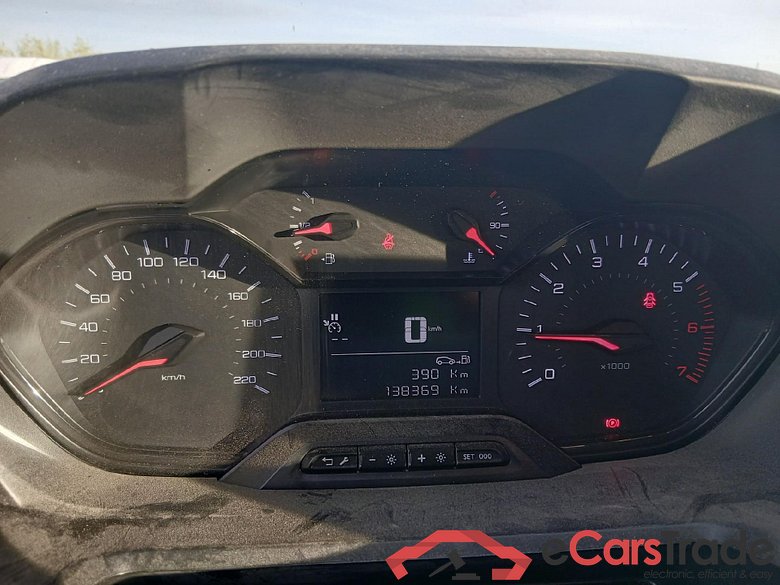 PEUGEOT Partner / 2018 / 4P / furgón derivado de turismo Premium Standard 600kg BlueHDi 73kW (AC) #4