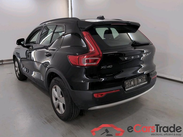 VOLVO XC40 1.5 T2 ESSENTIAL AUTO #3