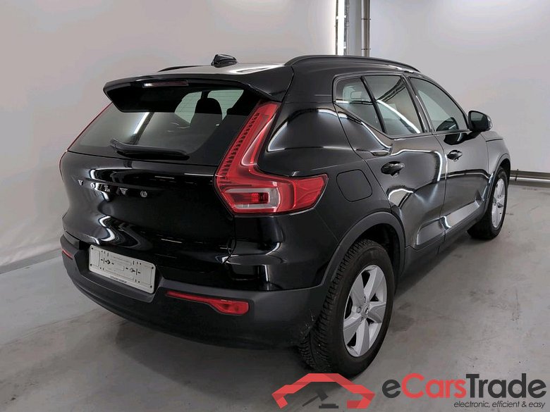 VOLVO XC40 1.5 T2 MOMENTUM CORE #4