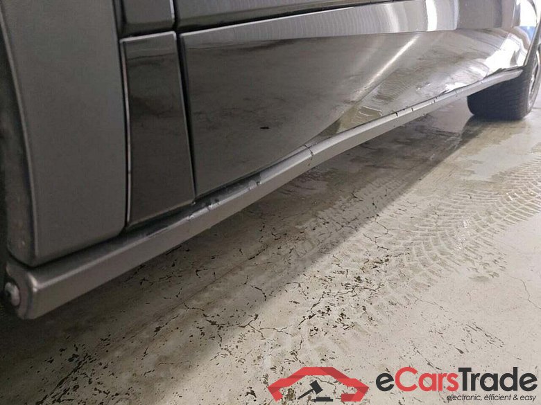 VOLKSWAGEN ID.5 Pro 77 kWh #4