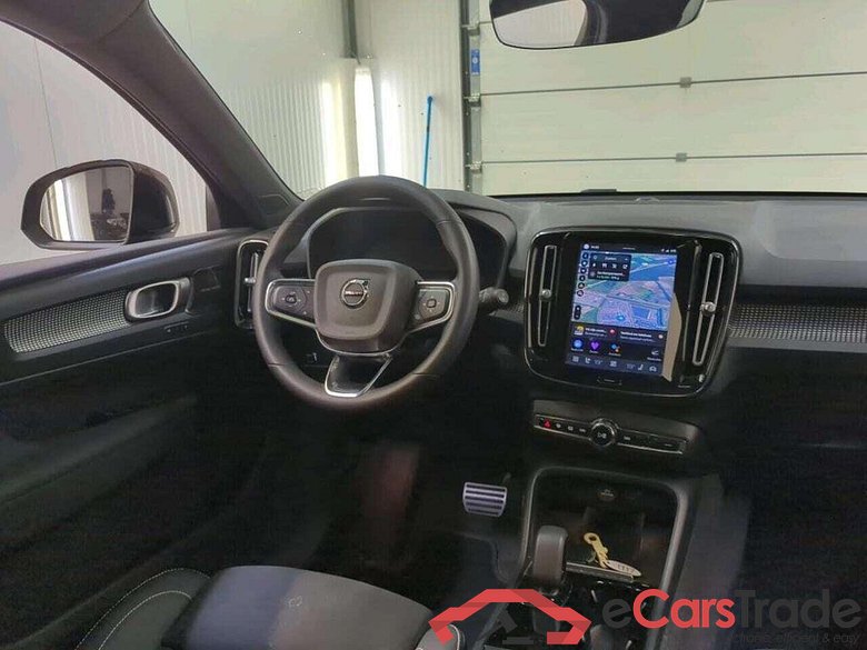 VOLVO XC40 Recharge Pro #3