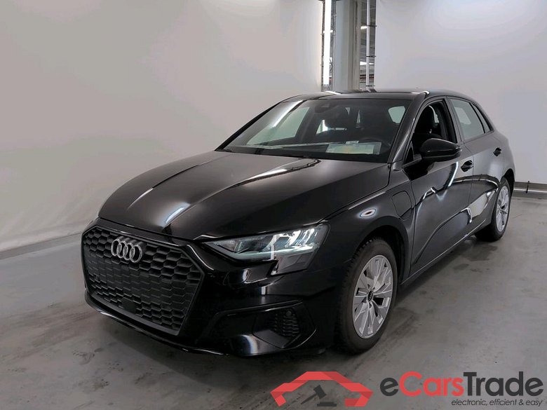 AUDI A3 SPORTBACK 1.4 40 TFSI E S TRONIC SPORTB ATTRACTION #1