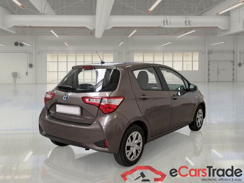 TOYOTA YARIS / 2017 / 5P / BERLINA 1.5 HYBRID BUSINESS #2
