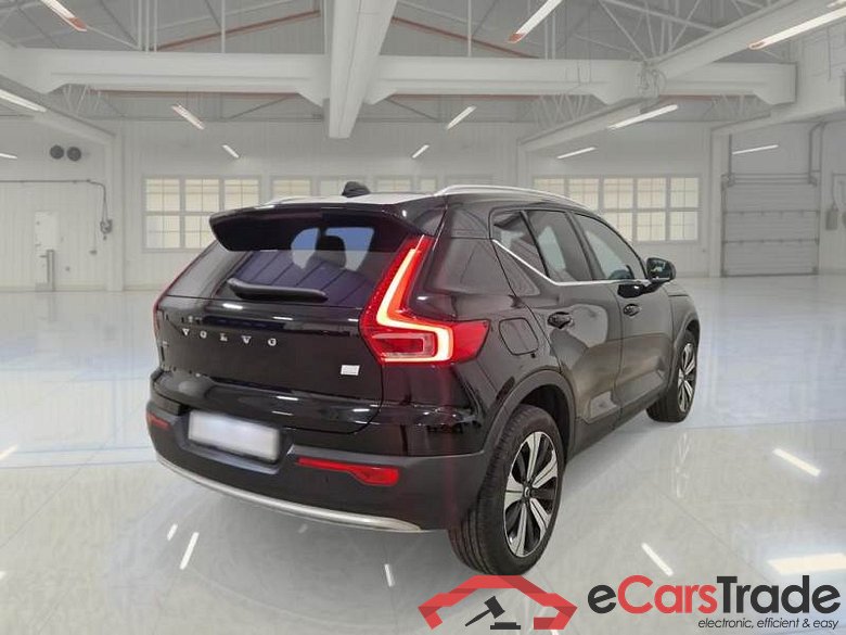 VOLVO XC40 / 2021 / 5P / SUV T5 RECHARGE PLUG-IN AUTO CORE #2