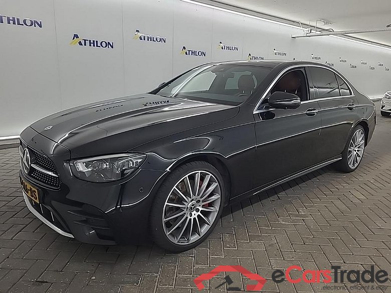 MERCEDES-BENZ E-Klasse Limousine E 300 e 9G-TRONIC Bus Sol AMG 4D 235kW