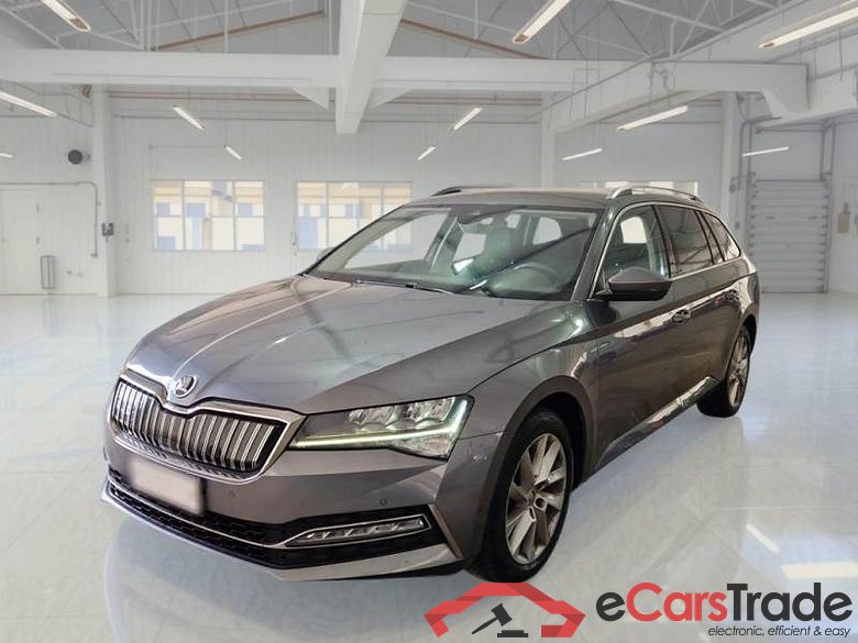 Skoda Superb 1.4 TSI Plug-In Hybrid Aut. LED Vitual Navi KeylessGo Klima PDC ...