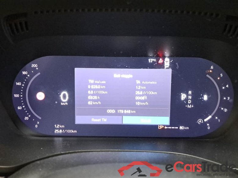 VOLVO XC60 / 2021 / 5P / SUV B4 D AWD AUTOMATICO CORE #4