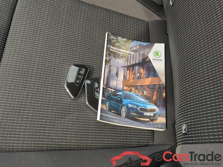 SKODA Octavia Combi 81 kW #6