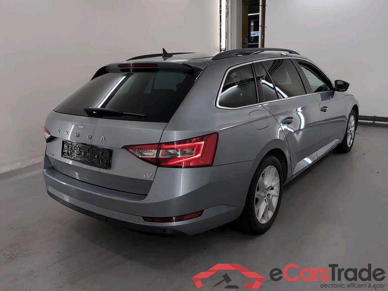 SKODA SUPERB COMBI - 2019 1.4 TSI PHEV Ambition DSG #4
