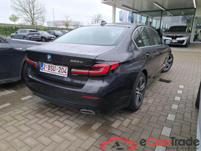 BMW 520e Plug-In Hybrid Aut. LED-Xenon LC-Pro Navi-Pro Leather KeylessGo Camera Klima PDC ... #2