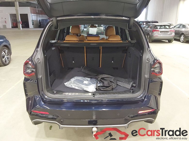 BMW IX3 80KWH AUTO #3