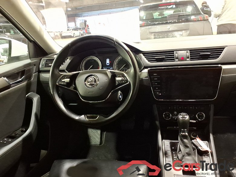 SKODA SUPERB COMBI 2.0 CRTDI 90KW DSG7 STYLE #5