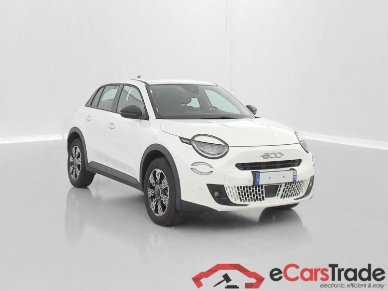 Fiat 600 Pop 1.2 Hybrid Turbo 145ch