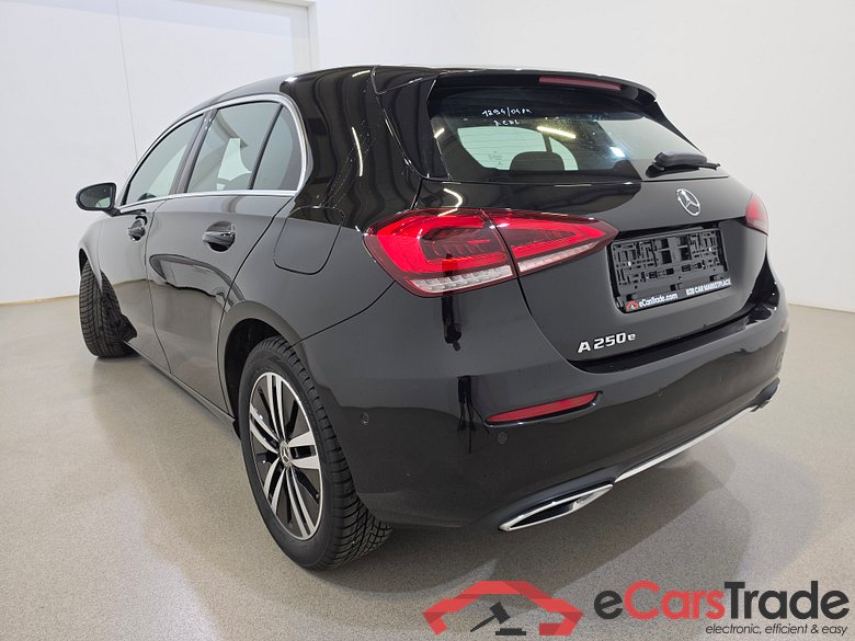 Mercedes A 250e Plug-In Hybrid Progressive Aut. LED-Xenon Widescreen Navi 1/2 Sport-Leather KeylessGo Camera Klima PDC ... #6