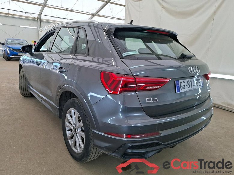AUDI Q3 / 2018 / 5P / SUV 45 TFSI E 245 S TRONIC S LINE #2