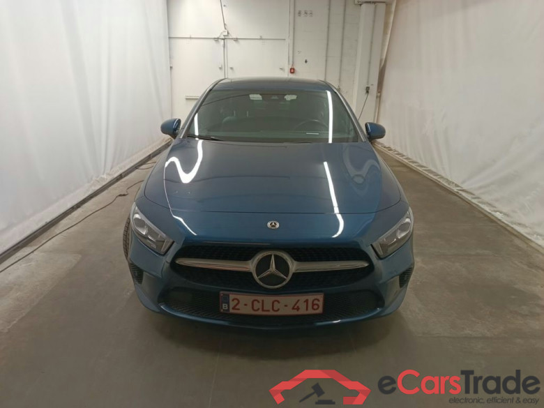 Mercedes-Benz A-Klasse Limousine A 180d Business Solution 4d #5