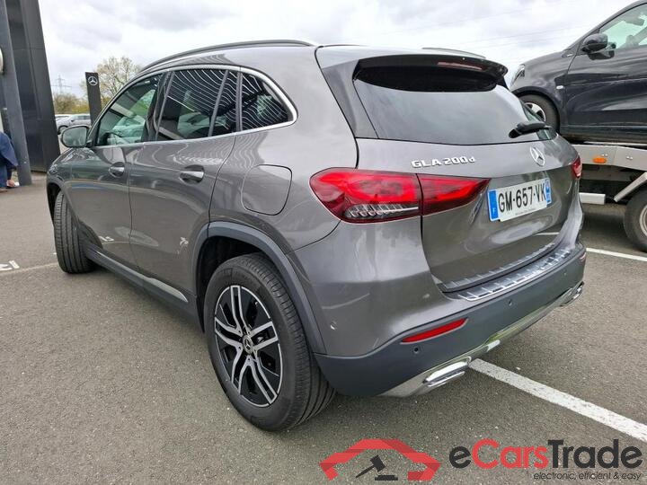 Mercedes GLA 200d Aut. LED-Xenon Widescreen Navi 1/2 Sport-Leather KeylessGo Camera Klima PDC ... #4