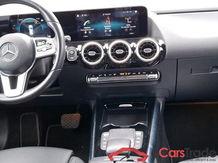 Mercedes GLA 200d Aut. LED-Xenon Widescreen Navi 1/2 Sport-Leather KeylessGo Camera Klima PDC ... #6