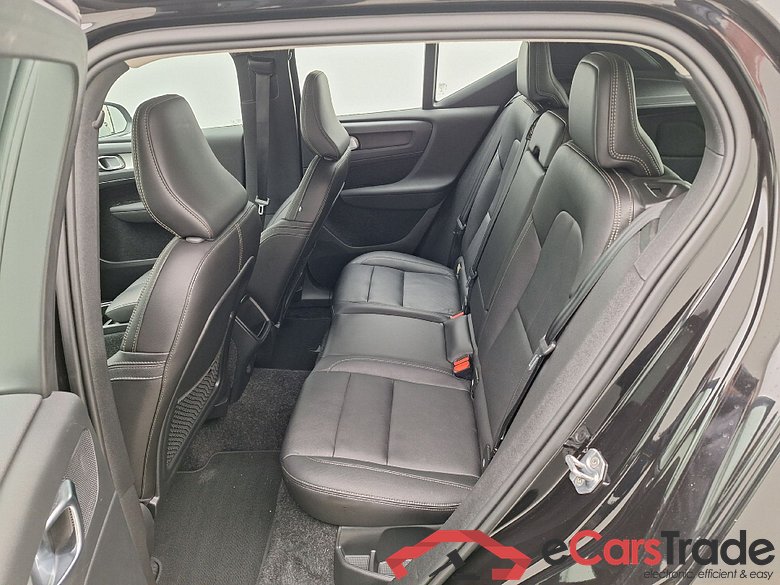 Volvo, XC40 '17, Volvo XC40 T3 Momentum Pro 5d #4