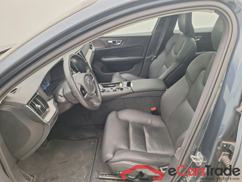 Volvo, V60 '18, Volvo V60 T6 PHEV 4x4 Geartronic Inscription 5d #3
