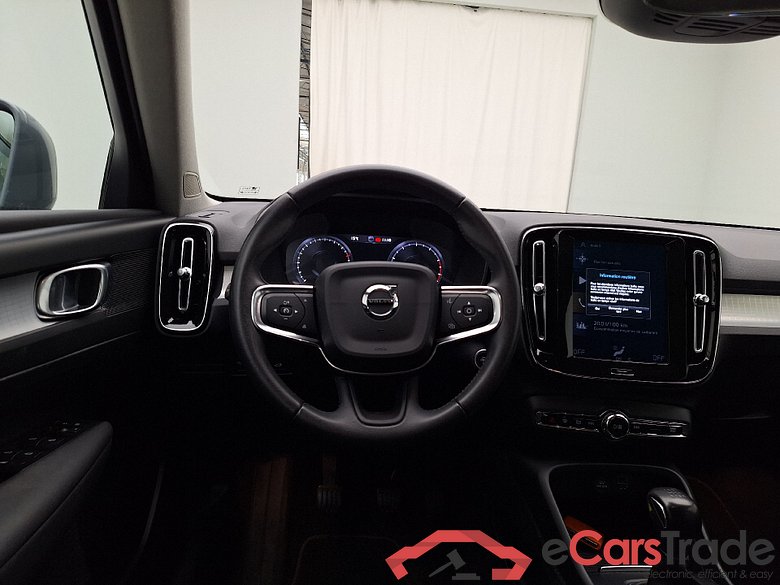 Volvo, XC40 '17, Volvo XC40 T3 Momentum Pro 5d #5