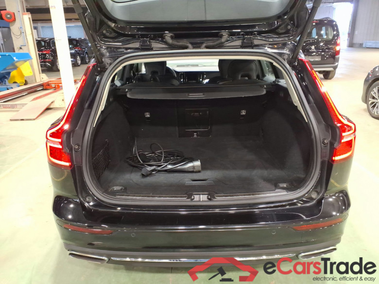 VOLVO V60 - 2018 2.0 T6 AWD PHEV Inscription Expression #3