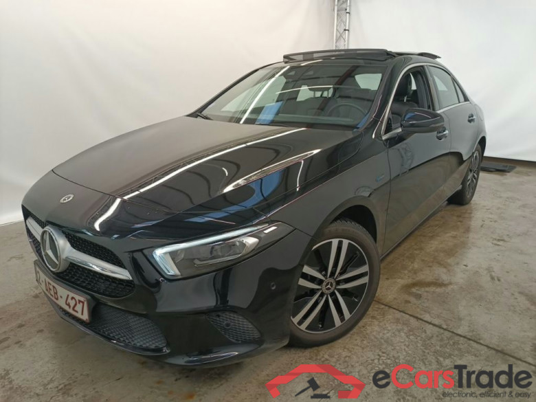 Mercedes-Benz A-Klasse Limousine A 250e Business Solution 4d