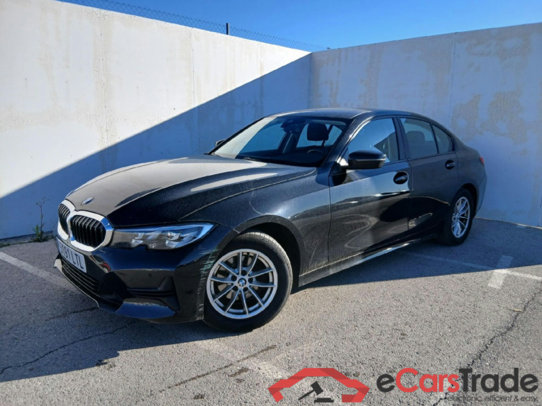 BMW Serie 3 / 2018 / 4P / sedán 318d Auto. #1