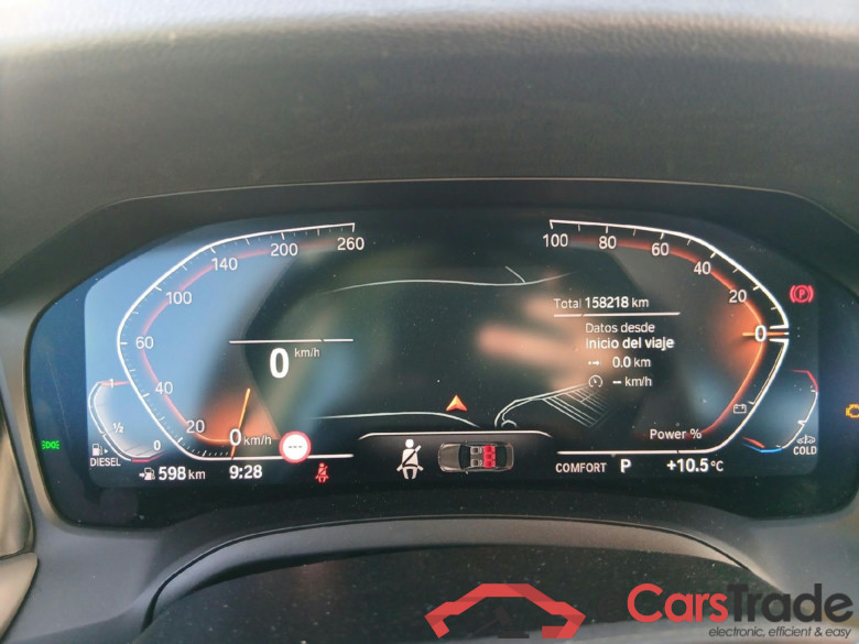 BMW Serie 3 / 2018 / 4P / sedán 318d Auto. #4
