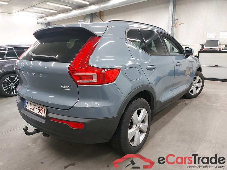 VOLVO - VOL XC40 T2 129PK Momentum Core & GPS & Park Assist  * PETROL * #2