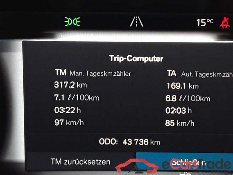 Volvo XC40 (2017->) DE - SUV5 B4 AWD EU6d, Ultimate Dark, (Facelift) 2022 - 2022 #3
