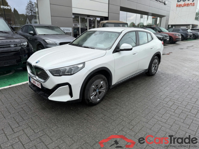 BMW iX2 xDrive20 Aut. LED Navi KeylessGo Camera Klima PDC ...