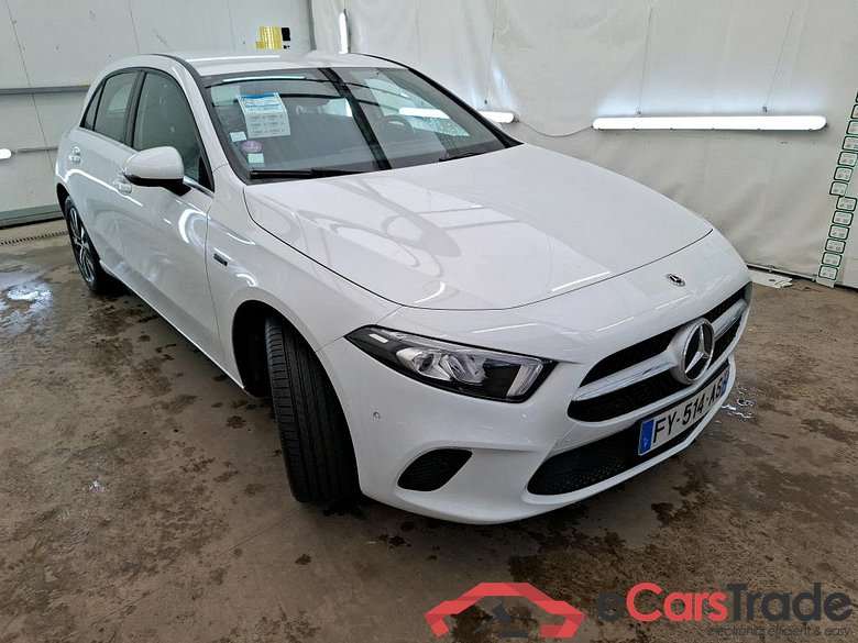 MERCEDES-BENZ Classe A Compact  2018  5P  Berline A 250 e Business Line 8GDCT #4
