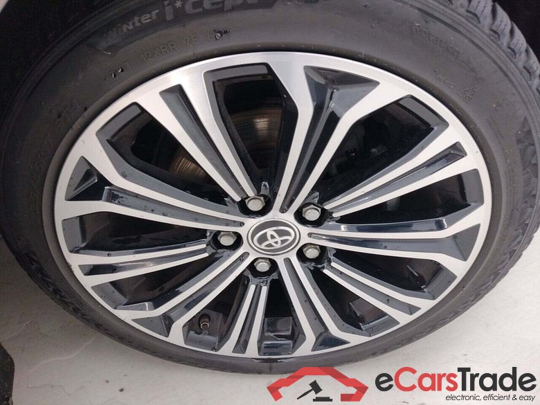 TOYOTA COROLLA 1.8 HYBRID PREMIUM #4