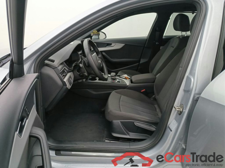 AUDI A4 AVANT DIESEL - 2020 30 TDI 136hp S tronic (EU6AP) 5d #3